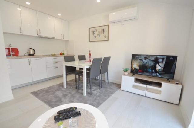 Nikola Lux Apartments ムオ エクステリア 写真