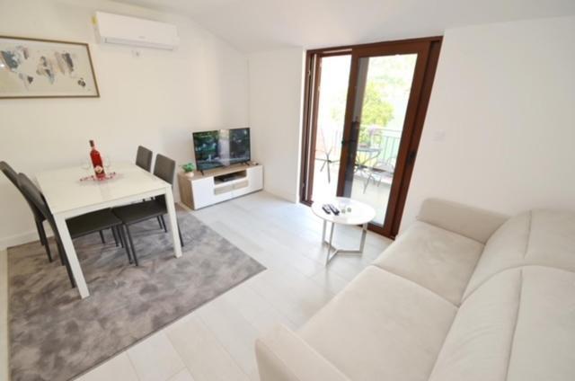 Nikola Lux Apartments ムオ エクステリア 写真